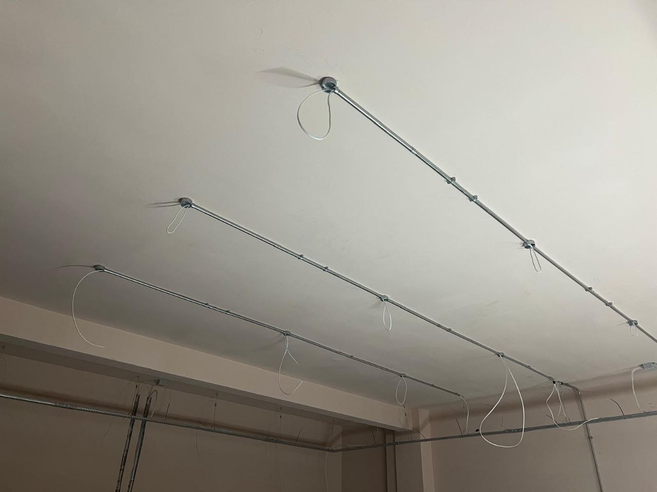 Ceiling Cable Runs
